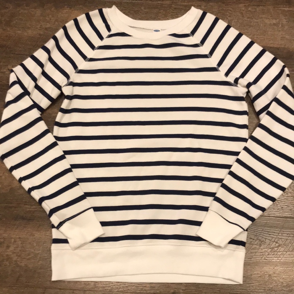 Old Navy Sweatshirt